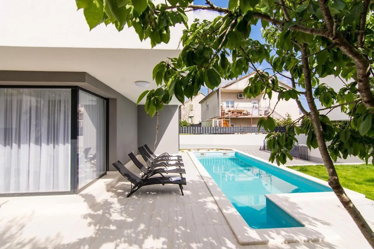 Luxury Villa Split Lady 2 With Private Pool Near The Beach In Split - Kastel Kambelovac Kastela Croatia