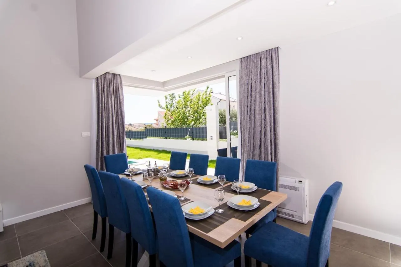Luxury Villa Split Lady 2 With Private Pool Near The Beach In Split - Kastel Kambelovac Kastela