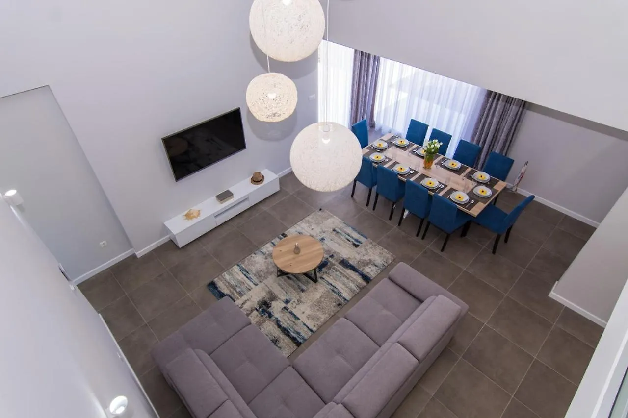 Luxury Villa Split Lady 2 With Private Pool Near The Beach In Split - Kastel Kambelovac Kastela