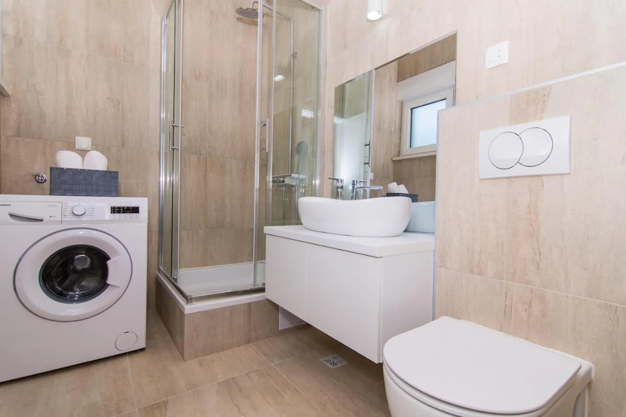Luxury Villa Split Lady 2 With Private Pool Near The Beach In Split - Kastel Kambelovac Kastela