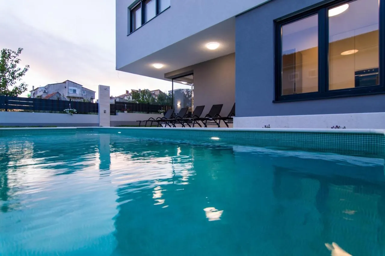 Luxury Villa Split Lady 2 With Private Pool Near The Beach In Split - Kastel Kambelovac Kaštela 0*,  克罗地亚