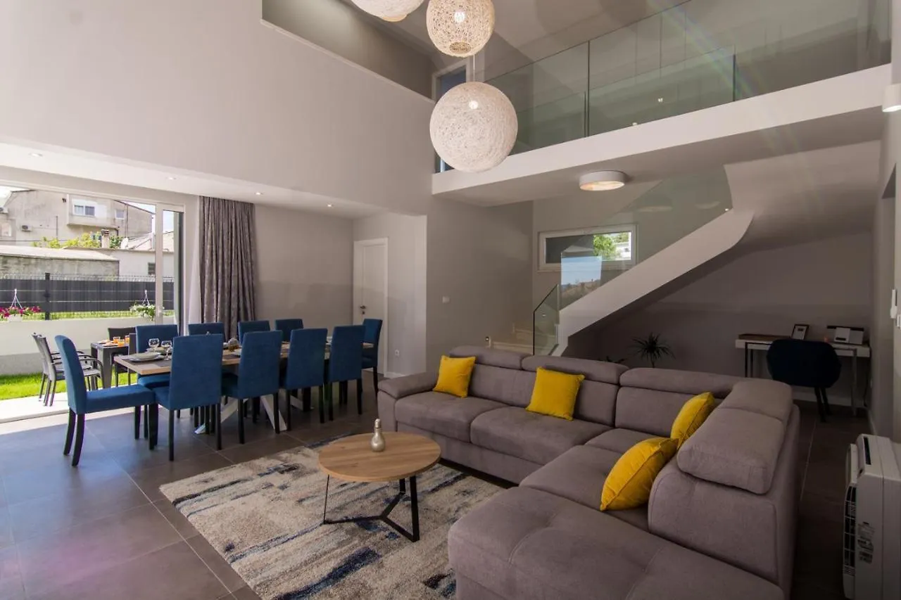 Luxury Villa Split Lady 2 With Private Pool Near The Beach In Split - Kastel Kambelovac Kaštela 克罗地亚