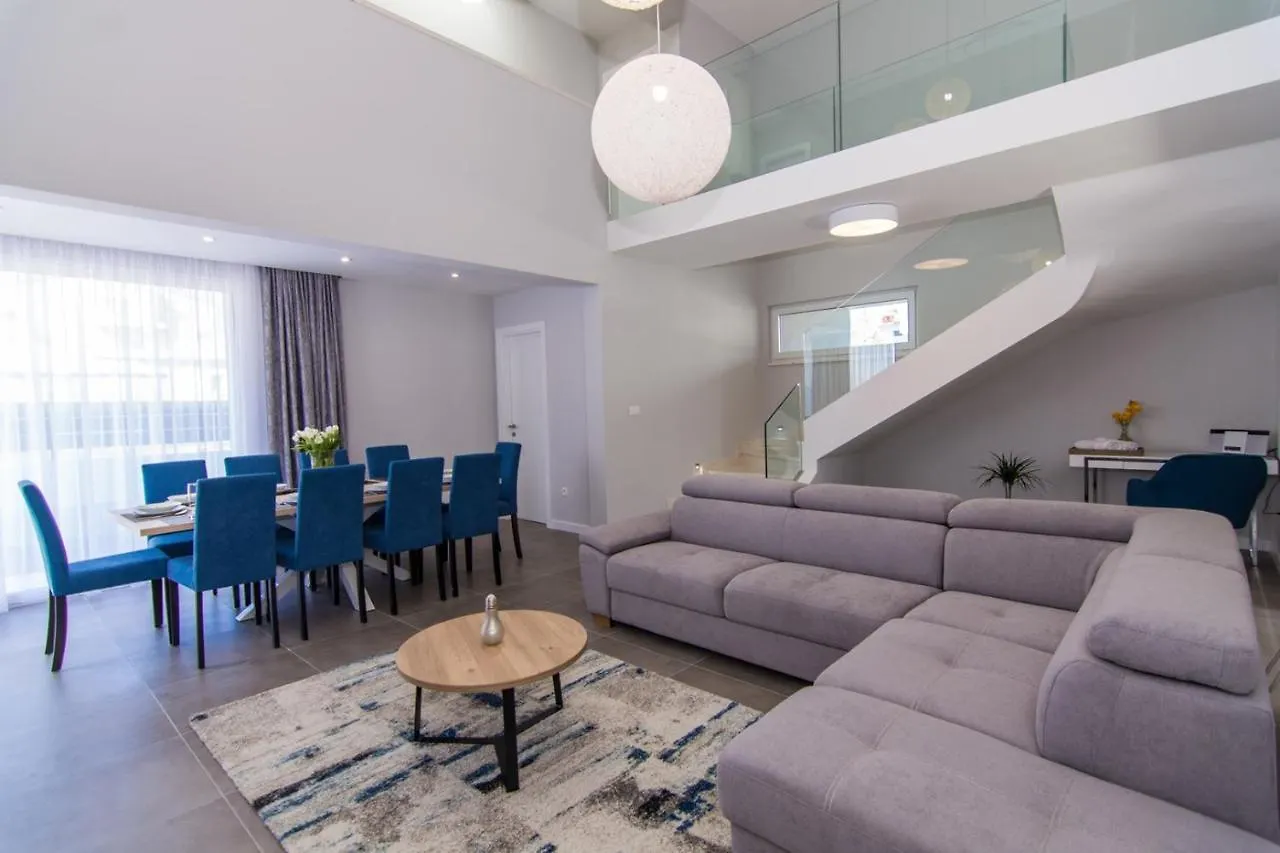 Luxury Villa Split Lady 2 With Private Pool Near The Beach In Split - Kastel Kambelovac Kaštela